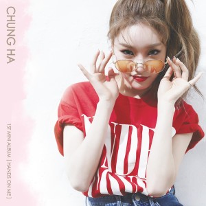 ดาวน์โหลดและฟังเพลง Hands on Me พร้อมเนื้อเพลงจาก CHUNG HA