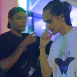 ดาวน์โหลดและฟังเพลง Bruto (Explicit) พร้อมเนื้อเพลงจาก SJCGANG