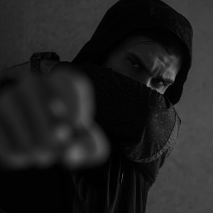Listen to Souverän (Explicit) song with lyrics from Denno