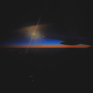 Dengarkan Hi lagu dari Eshaan Lothe dengan lirik