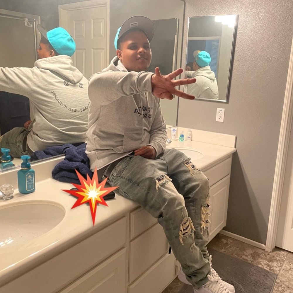 Cold Demons(feat. dody6) (Explicit)