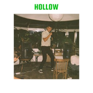 Virgin Suicide的专辑Hollow