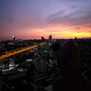 ดาวน์โหลดและฟังเพลง Wake Up (Explicit) พร้อมเนื้อเพลงจาก Lilice