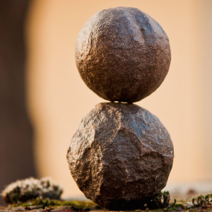 Dengarkan lagu Silence Waves nyanyian Energy Healer dengan lirik