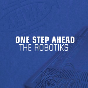 ดาวน์โหลดและฟังเพลง One Step Ahead (Vocal Dubby Mix) พร้อมเนื้อเพลงจาก The Robotiks