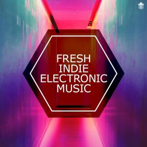 Listen to Thunder(feat. Rykka) song with lyrics from Rykka