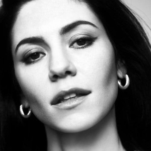 ดาวน์โหลดและฟังเพลง Handmade Heaven พร้อมเนื้อเพลงจาก Marina