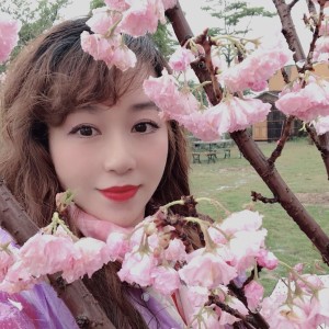 Listen to 五华是故乡 (完整版) song with lyrics from 梁玉嵘