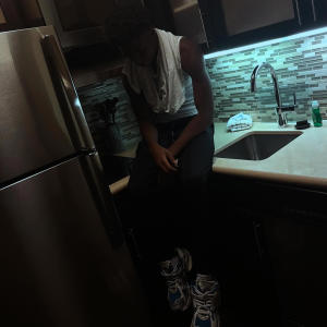 收聽lilhezz的Car ride home (Explicit)歌詞歌曲