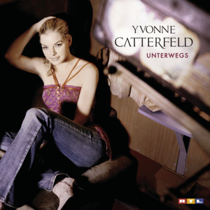 ดาวน์โหลดและฟังเพลง Superwoman พร้อมเนื้อเพลงจาก Yvonne Catterfeld