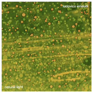 收聽Ludovico Einaudi的Natural Light歌詞歌曲