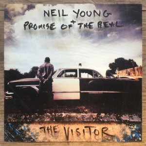 收聽Neil Young的Forever歌詞歌曲