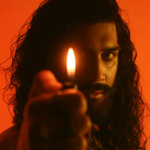 Dengarkan lagu Quente nyanyian ZéVitor dengan lirik