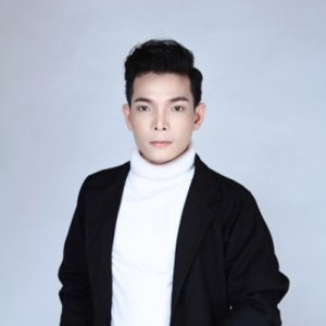 ดาวน์โหลดและฟังเพลง Cát Bụi Cuộc Đời พร้อมเนื้อเพลงจาก Võ Nam Nhân