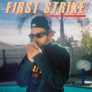 Calvin Valentine的專輯First Strike (Explicit)