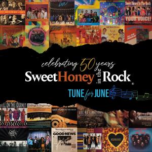 Sweet Honey In The Rock的專輯Tune for June
