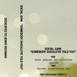 ดาวน์โหลดและฟังเพลง Three Thousand Times พร้อมเนื้อเพลงจาก Social Junk