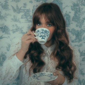 收聽Belles的Porcelain歌詞歌曲