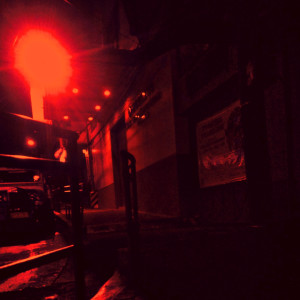 收听DMNVNL的!Tokat歌词歌曲