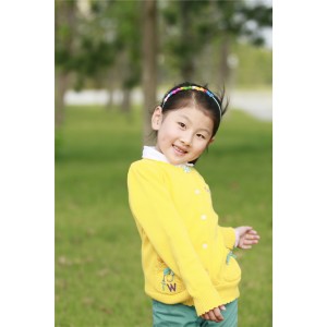 Listen to 兒童團員熱愛毛委員 (二重唱) song with lyrics from 南昌师范附属小学合唱团