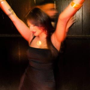 收聽Anzela Abbasi的Woh Rahe (feat. TAKEN)歌詞歌曲