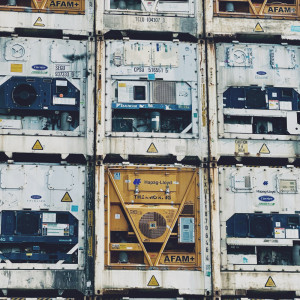 Listen to Container song with lyrics from paris91