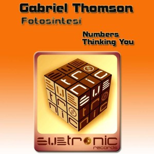 ดาวน์โหลดและฟังเพลง Thinking You (Original Mix) พร้อมเนื้อเพลงจาก Gabriel Thomson