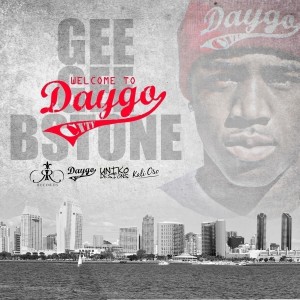 Dengarkan Loves Me lagu dari Gee Gee BStone dengan lirik