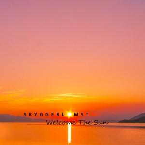 ดาวน์โหลดและฟังเพลง Loving พร้อมเนื้อเพลงจาก Skyggeblomst