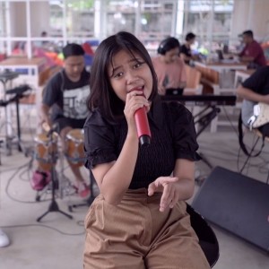 Dengarkan Tanjungmas Ninggal Janji lagu dari Ervin Sofiani dengan lirik