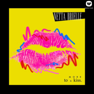 收聽Netta Brielle的More To A Kiss歌詞歌曲