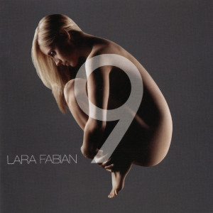 收聽Lara Fabian的Ne Lui Parlez Pas D’elle歌詞歌曲