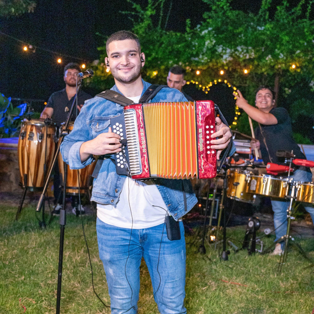 EL PRECIO DE NUESTRO AMOR (En vivo)