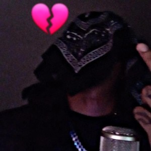 收聽BR7.M.C的NAO QUERO AMOR !!!! (Explicit)歌詞歌曲