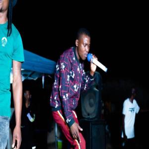 Dengarkan lagu One day nyanyian Young Killer dengan lirik