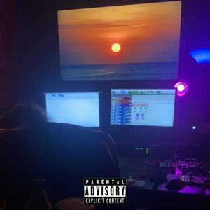 Listen to Think I'm Antag (feat. Jupitxr) (Explicit) song with lyrics from Maur 2x