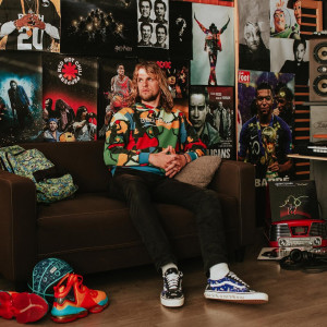 default playlist img