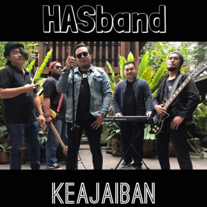 Dengarkan lagu Keajaiban nyanyian HASband dengan lirik