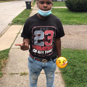 ดาวน์โหลดและฟังเพลง Bull Shit (Explicit) พร้อมเนื้อเพลงจาก EME Fambam