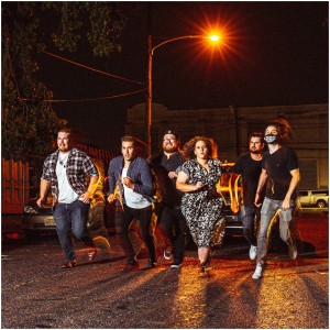 ดาวน์โหลดและฟังเพลง Monster พร้อมเนื้อเพลงจาก Foxtrot