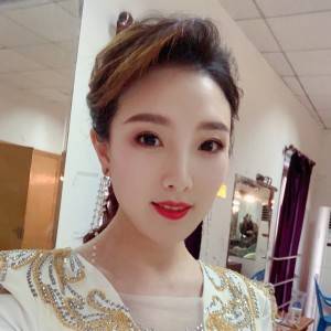 Listen to 稻乡荷香 (完整版) song with lyrics from 朱爽