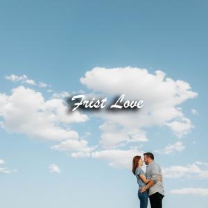 收聽Beat 'em up的Frist Love歌詞歌曲