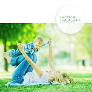 Dengarkan lagu Awaited Spring nyanyian 제리나 dengan lirik
