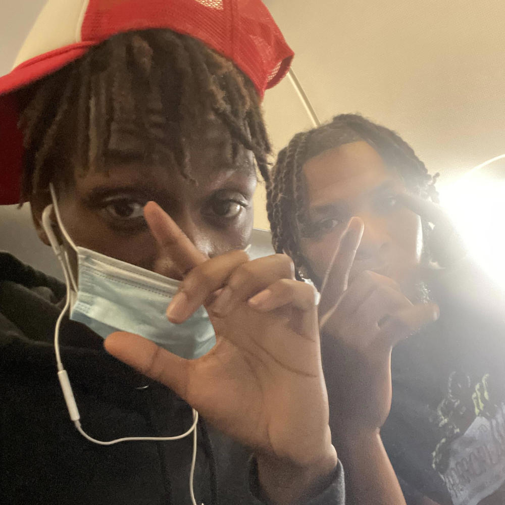 NEVER BROKE AGAIN (feat. Woodz) (Explicit)