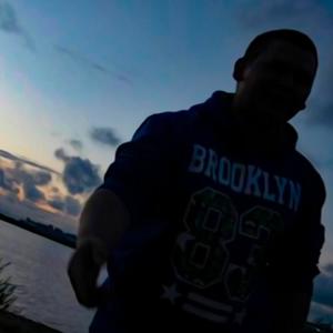 ดาวน์โหลดและฟังเพลง Из собственных соображений (Explicit) พร้อมเนื้อเพลงจาก Lawanda