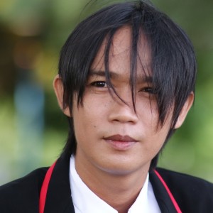 Listen to Salah Apa (Tarling Dangdut) song with lyrics from Syukur shevtiyan