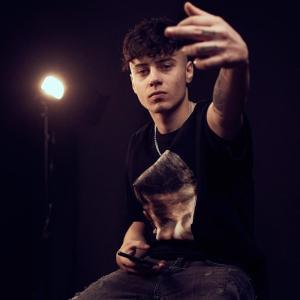 收听Ianis OBagAdanc的Balenciaga (feat. Petre Stefan, ACLI & Dany Coca) (Explicit)歌词歌曲