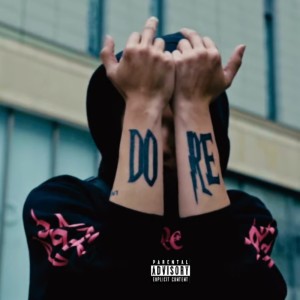 Dengarkan Money or Love (feat. RANK) lagu dari Omega dengan lirik