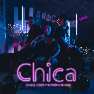 收听Davide Arezzi的Chica歌词歌曲