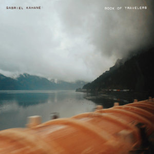 ดาวน์โหลดและฟังเพลง Singing with a Stranger พร้อมเนื้อเพลงจาก Gabriel Kahane